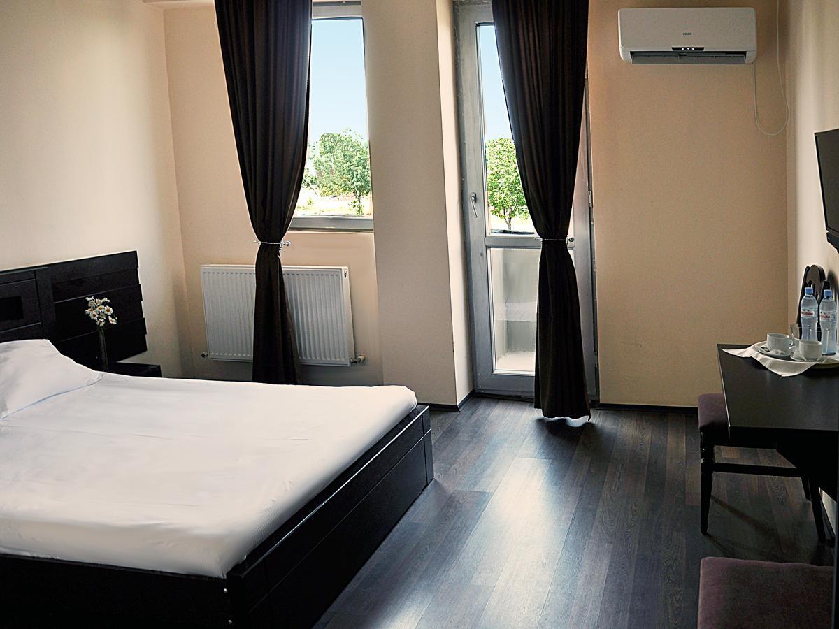 Grand Hotel Tbilisi Eksteriør bilde